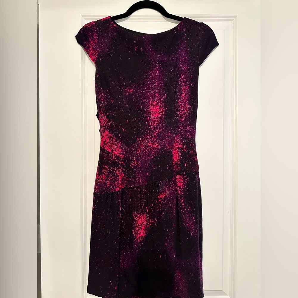 Women’s Fuchsia & Black Cap-Sleeve Dress - Picture 2 of 2